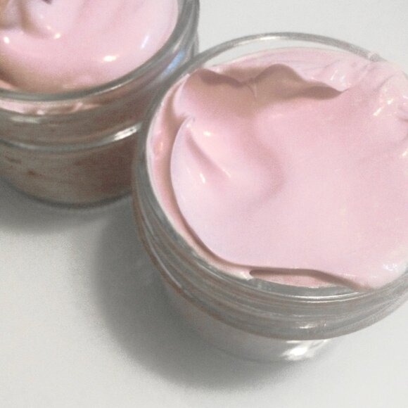 Earthgood 3.5oz Cranberry Face & Body Lotion. Ethical Sustainable Skin Care. New - Picture 2 of 9